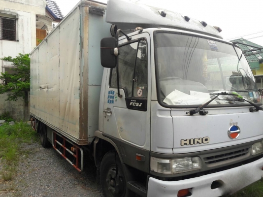 รถฮีโน่ 6 ล้อ FC3J 165 แรงม้า. ปี 45.    สนใจติดต่อ  081 - 6079515