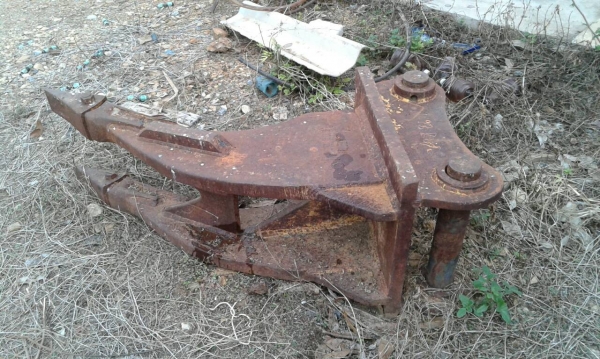 หัวขุดชุดตักตอ ยูคา หรือ ตอไม้ต่างๆ ใช้กับแม็คโค PC200