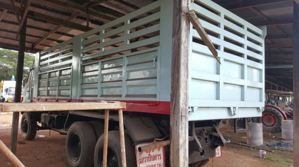 ขาย 10 ล้อดั้ม ISUZU FXZ13NFY วางเครื่อง 270 แรงม้า เกียร์ Easton คัสซีสวยตลอดเส้น เอกสารเล่มทะเบียนพร้อมโอน