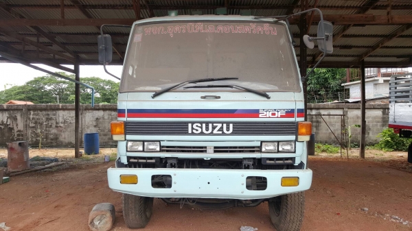 ขาย 10 ล้อดั้ม ISUZU FXZ13NFY วางเครื่อง 270 แรงม้า เกียร์ Easton คัสซีสวยตลอดเส้น เอกสารเล่มทะเบียนพร้อมโอน