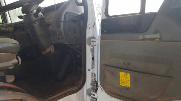 ขาย 10 ล้อดั้ม HINO FM227 วางหัวไฮเทค เครื่องเดิม EM100 220 แรงม้า เกียร์เดิม สโลว์กลาง คัสซีสวยตลอดเส้น เอกสารเล่มทะเบียนพร้อม