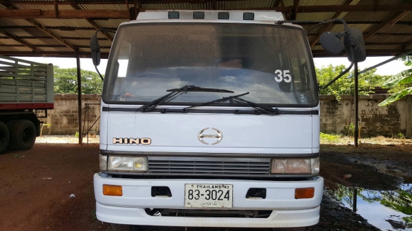 ขาย 10 ล้อดั้ม HINO FM227 วางหัวไฮเทค เครื่องเดิม EM100 220 แรงม้า เกียร์เดิม สโลว์กลาง คัสซีสวยตลอดเส้น เอกสารเล่มทะเบียนพร้อม