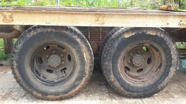 ขายด่วนGIGAเทรนเลอร์หางปลา12ล้อสองเพลาเครื่อง340แนงสภาพพร้อมใช้สุดๆโทร0801515451