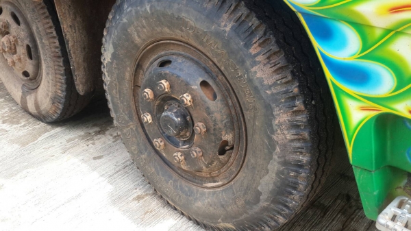 ขายด่วนGIGAเทรนเลอร์หางปลา12ล้อสองเพลาเครื่อง340แนงสภาพพร้อมใช้สุดๆโทร0801515451