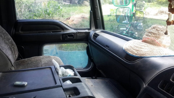 ขายด่วนGIGAเทรนเลอร์หางปลา12ล้อสองเพลาเครื่อง340แนงสภาพพร้อมใช้สุดๆโทร0801515451