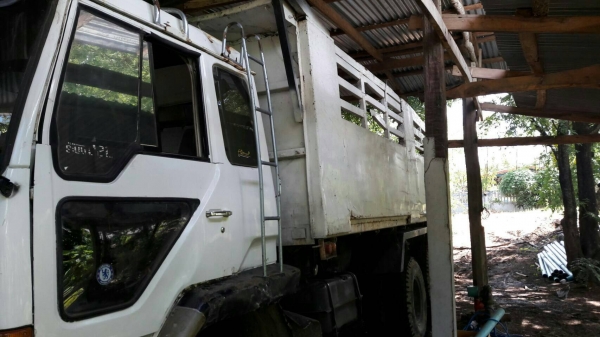 ขาย 10 ล้อดั้ม ไอ้หลง FN527M-TD1316 เครื่องเดิม 6D16 195 แรงม้า เกียร์ 10 สปีด เบรคใหญ่ คัสซีสวยตลอดเส้น ทะเบียนพร้อมโอน