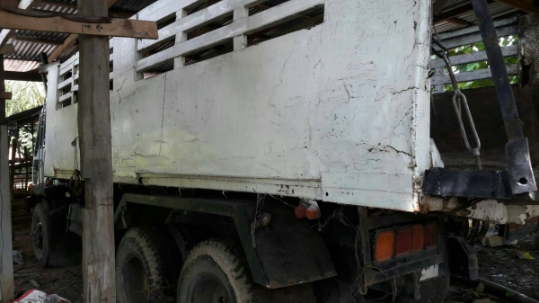 ขาย 10 ล้อดั้ม ไอ้หลง FN527M-TD1316 เครื่องเดิม 6D16 195 แรงม้า เกียร์ 10 สปีด เบรคใหญ่ คัสซีสวยตลอดเส้น ทะเบียนพร้อมโอน