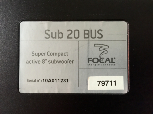 ขาย BASS BOX FOCAL รุ่น Sub 20 BUS 8" สินค้า hi end ครับ