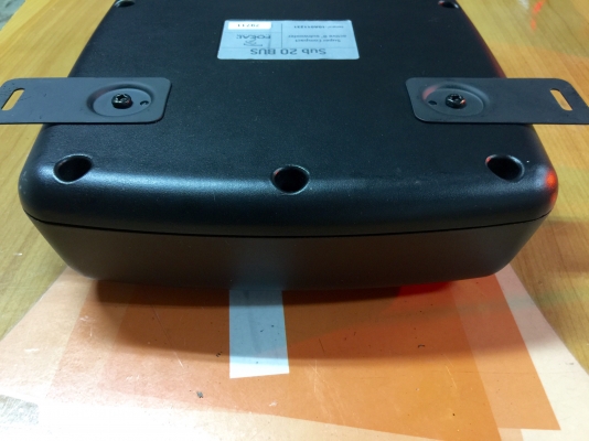 ขาย BASS BOX FOCAL รุ่น Sub 20 BUS 8" สินค้า hi end ครับ