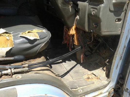 6 ล้อดั้ม 120 แรง ปี 40 ISUZU NPR66EX5 รถต้องเก็บงานบ้าง