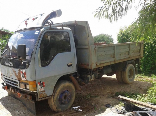 6 ล้อดั้ม 120 แรง ปี 40 ISUZU NPR66EX5 รถต้องเก็บงานบ้าง