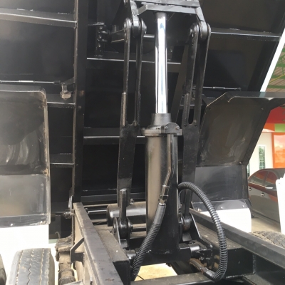 ขายหกล้อดั๊ม ISUZU195 ปี36 ดั๊มสามมิตรต่อใหม่ **เจ้าของขายเอง**