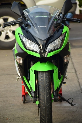 KAWAZAKI NINJA 300 ABS สีเขียว ปี 2013 สภาพสวย ๆ เดิม ๆ