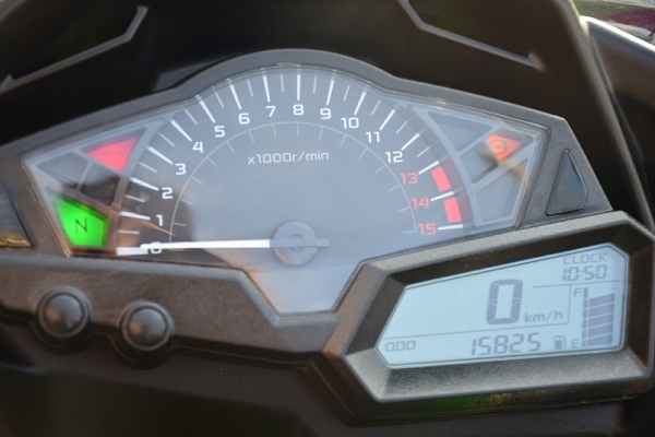 KAWAZAKI NINJA 300 ABS สีเขียว ปี 2013 สภาพสวย ๆ เดิม ๆ KAWAZAKI NINJA 300 ABS สีเขียว ปี 2013 สภาพสวย ๆ เดิม ๆ