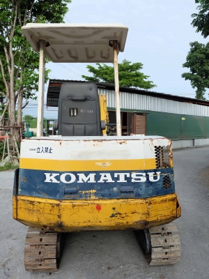 ขายรถแบคโฮ KOMATSU PC20-6 นำเข้าจากญี่ปุ่น ไม่เคยใช้งานในไทย ติดต่อ 086-775-7900 086-324-1992