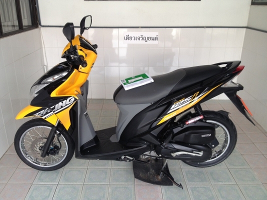 Click125i รุ่นRacing วิ่ง8000 ปลายปี57 (ของแถม 4 รายการ)