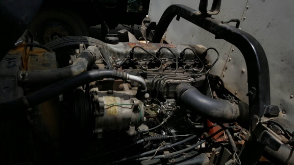 ขายถูกรถบรรทุก6ล้อHino KM 779 (ปี34)พร้อมตู้แห้ง เครื่องยนต์ ดีเซล117แรงพร้อมใช้งานมีเล่มทะเบียนพร้อมสอบถามใด้ครับ