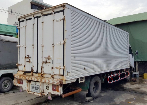 ขายถูกรถบรรทุก6ล้อHino KM 779 (ปี34)พร้อมตู้แห้ง เครื่องยนต์ ดีเซล117แรงพร้อมใช้งานมีเล่มทะเบียนพร้อมสอบถามใด้ครับ