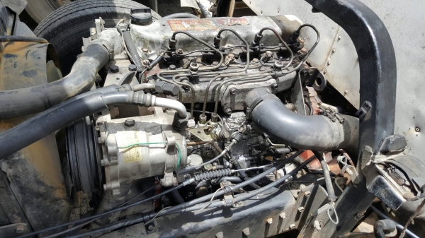 ขายถูกรถบรรทุก6ล้อHino KM 779 (ปี34)พร้อมตู้แห้ง เครื่องยนต์ ดีเซล117แรงพร้อมใช้งานมีเล่มทะเบียนพร้อมสอบถามใด้ครับ