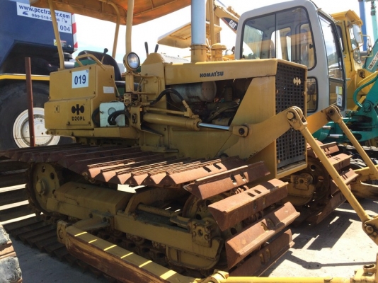 แทร็คเตอร์ Komatsu D20PL-5 ใบแทร็คกว้าง 70 เซน นำเข้าจากญี่ปุ่น ขายราคาไม่แพงครับ