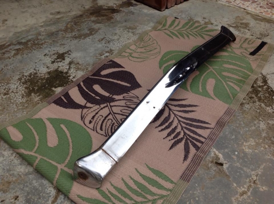 กันชนหน้า Datsun ุ620 ช้างเหยียบเดิมๆ ครับ