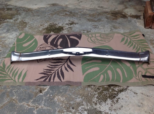 กันชนหน้า Datsun ุ620 ช้างเหยียบเดิมๆ ครับ