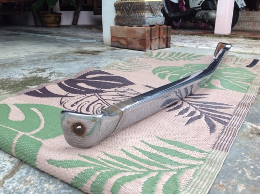 กันชนหน้า Datsun ุ620 ช้างเหยียบเดิมๆ ครับ