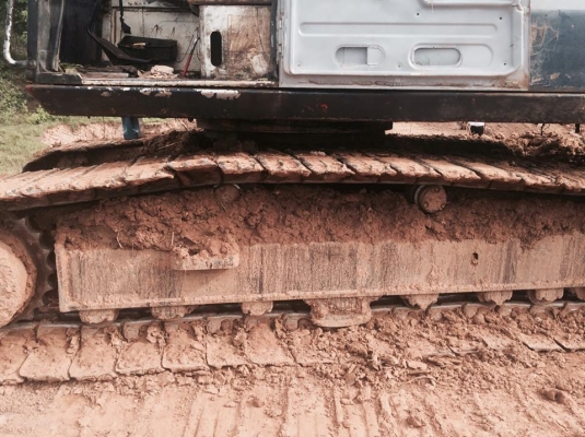 ขายรถขุด แบคโค PC200-5 ตอนนี้รถใช้งานอยู่ ช่วงล่างดี ทำงานเร็ว เอกสารใบซื้อขาย ราคา630,000 สนใจโทร 090-8588220คุณนะ 093-3258446คุณบิว หรือเข้าดูสินค้าอื่นๆได้ที่ www.narong2truck.com หรือ www.truck.in.th/498 หรือเพจFacebook ณรงค์ ซื้อขายรถมือสอง (เว็บไซต์