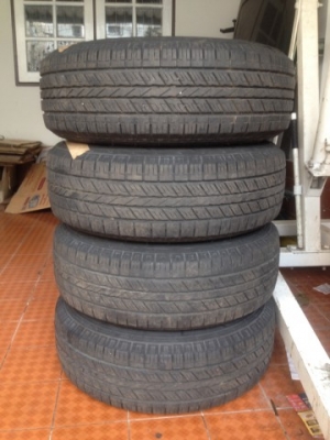 ล้อ FORD ESCAPE 3.0 เก่าญี่ปุ่นเเท้สภาพสวยฝาครบติดยางมาพอใช้วิ่งได้สบาย ล้อ FORD ESCAPE 3.0 เก่าญี่ปุ่นเเท้สภาพสวยฝาครบติดยางมาพอใช้วิ่งได้สบาย