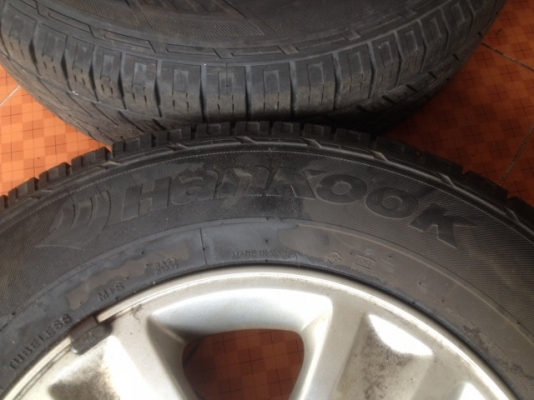 ล้อ FORD ESCAPE 3.0 เก่าญี่ปุ่นเเท้สภาพสวยฝาครบติดยางมาพอใช้วิ่งได้สบาย ล้อ FORD ESCAPE 3.0 เก่าญี่ปุ่นเเท้สภาพสวยฝาครบติดยางมาพอใช้วิ่งได้สบาย