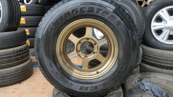 ขายแม็กใหม่ 16 TE37 6รู หน้า8 OFF 0 ยาง265/70/16  4 ล้อ