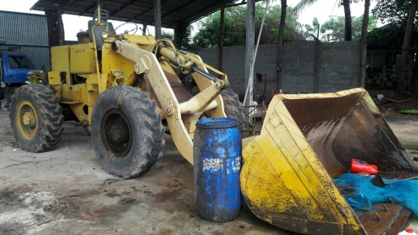 รถตัก รถตัก