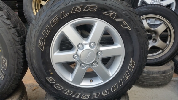 ขายล้อISUZU GOLD 16 ยาง245/70/16 ปี12 4 ล้อ ขายล้อISUZU GOLD 16 ยาง245/70/16 ปี12 4 ล้อ