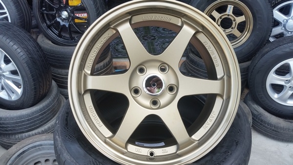 ขายล้อใหม่TE37 17 5รู114 หน้า8.5 ET30 พร้อมยาง 4 ล้อ ขายล้อใหม่TE37 17 5รู114 หน้า8.5 ET30 พร้อมยาง 4 ล้อ