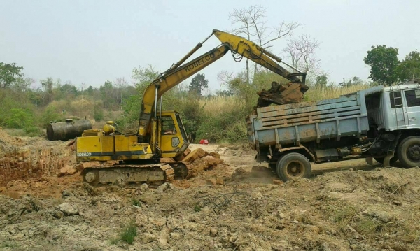 รถแบคโฮ รถแบคโฮ