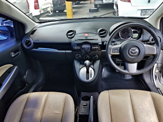ขาย MAZDA 2 รอง TOP ปี 2013 4 ประตู ราคา 369,000