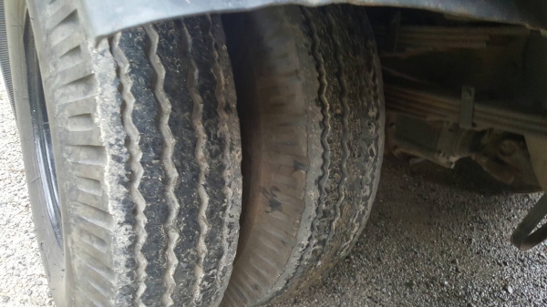 รถฮีโน่ 6 ล้อดั้ม FC9J  150 แรงม้า. ปี 52. , ( ปลายปี. ) , ( รถวิ่ง 19x,xxx กม. )     สนใจติดต่อ  081 - 6079515