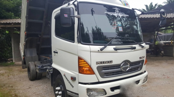 รถฮีโน่ 6 ล้อดั้ม FC9J  150 แรงม้า. ปี 52. , ( ปลายปี. ) , ( รถวิ่ง 19x,xxx กม. )     สนใจติดต่อ  081 - 6079515