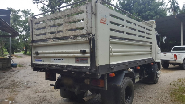 รถฮีโน่ 6 ล้อดั้ม FC9J  150 แรงม้า. ปี 52. , ( ปลายปี. ) , ( รถวิ่ง 19x,xxx กม. )     สนใจติดต่อ  081 - 6079515