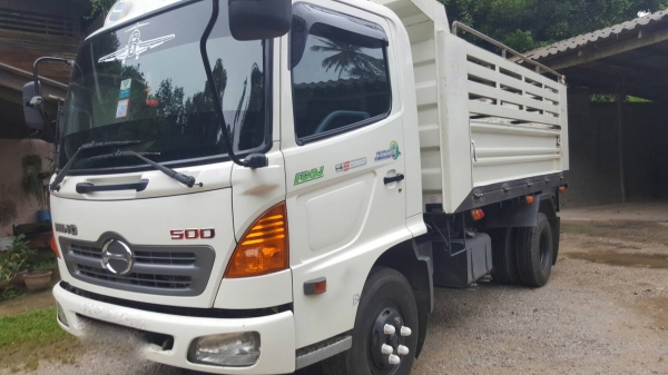 รถฮีโน่ 6 ล้อดั้ม FC9J  150 แรงม้า. ปี 52. , ( ปลายปี. ) , ( รถวิ่ง 19x,xxx กม. )     สนใจติดต่อ  081 - 6079515