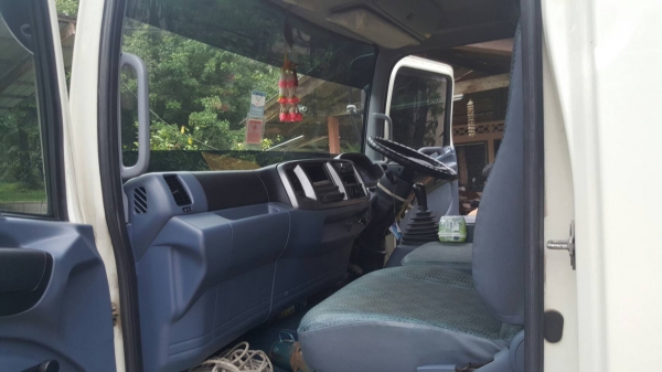 รถฮีโน่ 6 ล้อดั้ม FC9J  150 แรงม้า. ปี 52. , ( ปลายปี. ) , ( รถวิ่ง 19x,xxx กม. )     สนใจติดต่อ  081 - 6079515