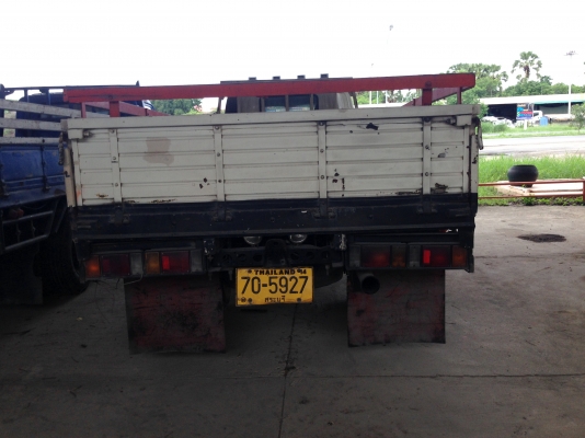 ขาย 6 ล้อ Hino ขาย 6 ล้อ Hino