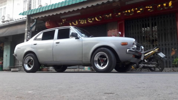 รถสวยเดิม มีอะไหล่ ให้ 2คัน รถสวยเดิม มีอะไหล่ ให้ 2คัน