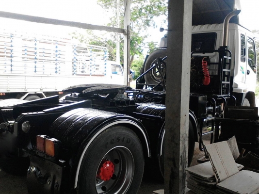 รถอีซูซุ 10 ล้อ หัวลาก GXZ  270 แรงม้า. ปี 46.     สนใจติดต่อ  081 - 6079515