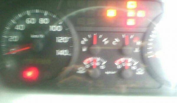 รถฮีโน่ 10 ล้อดั้ม FM1A 344 แรงม้า. ปี 55.  ( รถวิ่ง 3xx,xxx กม. ) , ( ขาย แม่ , ลูก )     สนใจติดต่อ  081 - 6079515