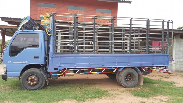 ขาย 6 ล้อIsuzu NPR 130 เเรงม้า เทอร์โบ ยาว5เมตร รถห้างเเท้สภาพนางฟ้า