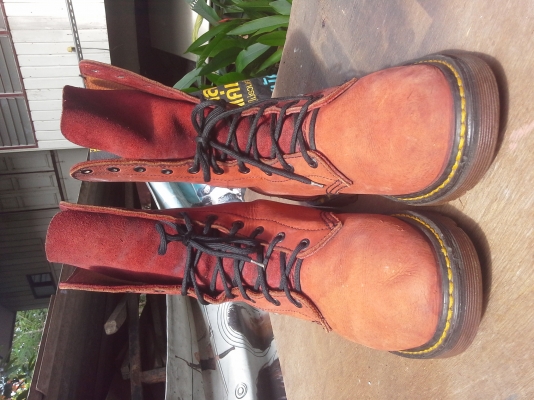 รองเท้าหนัง