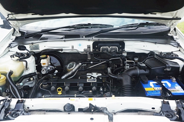 FORD ESCAPE 2010 รถสวยเดิม ไม่ติดแก็ส AUTO มือเดียวออกห้าง เช็คศูนย์ตลอด มีบุ๊คเซอร์วิส เบาะหนังสภาพดี กระจกไฟฟ้า เครื่องช่วงล่างแน่นๆ แอร์เย็นฉ่ำ FORD ESCAPE 2010 รถสวยเดิม ไม่ติดแก็ส AUTO มือเดียวออกห้าง เช็คศูนย์ตลอด มีบุ๊คเซอร์วิส เบาะหนังสภาพดี กระจกไฟฟ้า เครื่องช่วงล่างแน่นๆ แอร์เย็นฉ่ำ