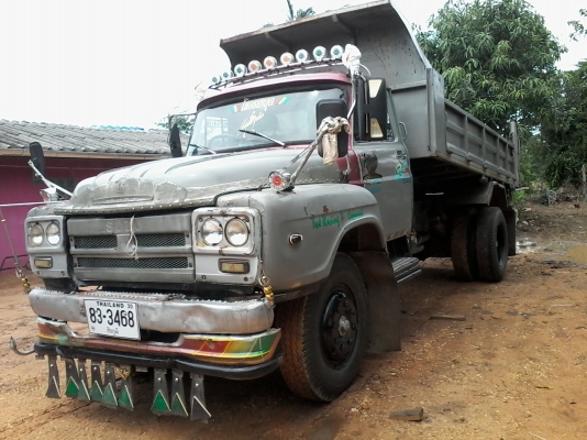 ขายด่วนหกล้อดั้มหัวยาว เครื่อง 6BF เกียร์Rock เฟืองท้ายใหญ่ 200 หมวกแก๊บ แอร์เย็น เพาเวอร์