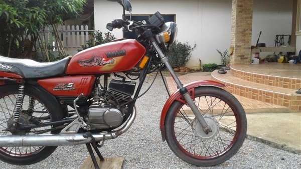 ขายยมาฮ่า RXS เอกสารพร้อมโอนภาษีขาดเครื่องดีคันสตาร์คันเกียร์ไม่เชื่อมโครงไม่ดามเหมาะสำหรับนักปั้น